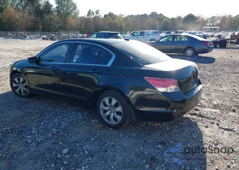 2010 Honda Accord 2.4 Ex-L z USA, uszkodzony, nr VIN 1HGCP2F85AA170403